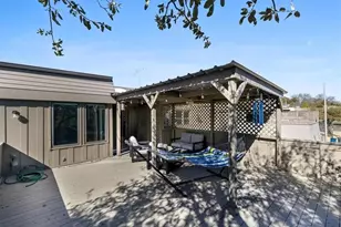 8350 Southmeadow Cir, Dallas, TX 75231 - Photo 18