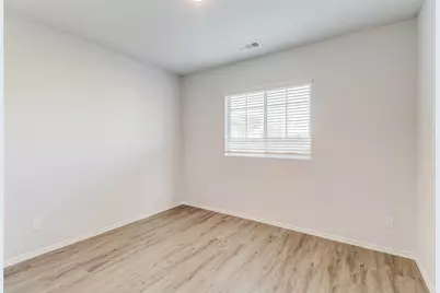 1300 Esther Lane, Ennis, TX 75119 - Photo 14