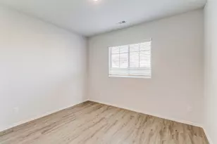 1300 Esther Ln, Ennis, TX 75119 - Photo 14