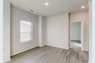 1300 Esther Lane, Ennis, TX 75119 - Photo 12