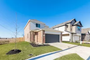 1300 Esther Ln, Ennis, TX 75119 - Photo 2