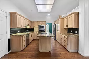 1108 Lonnie Dr, Athens, TX 75751 - Photo 8