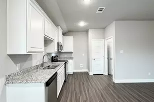 6408 Rienzi Dr, Greenville, TX 75402 - Photo 6