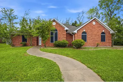 109 Franklin Court, Pottsboro, TX 75076 - Photo 1