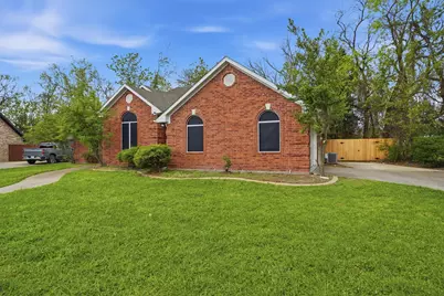 109 Franklin Court, Pottsboro, TX 75076 - Photo 2