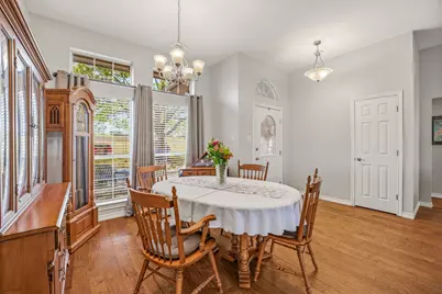 1023 Prairie Wind Boulevard, Stephenville, TX 76401 - Photo 6