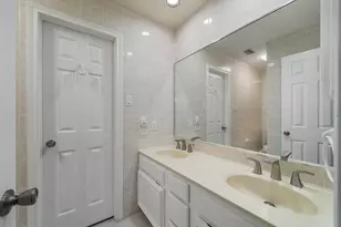 4503 Bretton Bay Ln, Dallas, TX 75287 - Photo 34