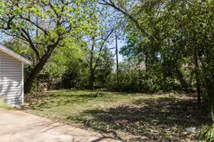 1630 McKenzie Ave, Waco, TX 76708 - Photo 6