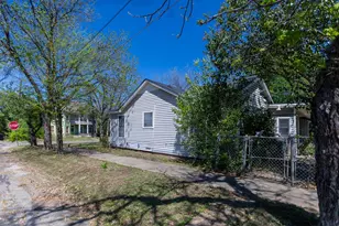 1630 McKenzie Ave, Waco, TX 76708 - Photo 4