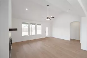 2433 Woodhall Dr, Celina, TX 75009 - Photo 10