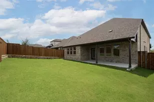 2433 Woodhall Dr, Celina, TX 75009 - Photo 2