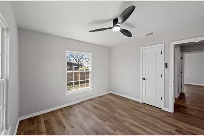 131 Long Street, Bowie, TX 76230 - Photo 16