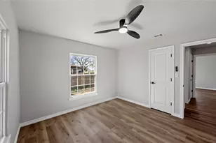 131 Long St, Bowie, TX 76230 - Photo 16