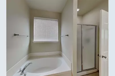 508 Lead Creek Drive, Fort Worth, TX 76131 - Photo 8