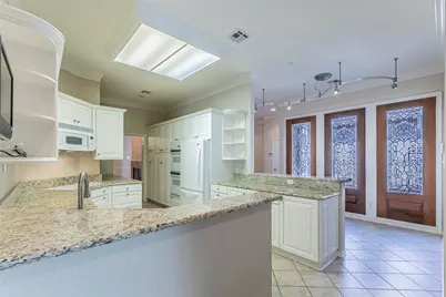 79 Sugar Creek Place, Woodway, TX 76712 - Photo 10