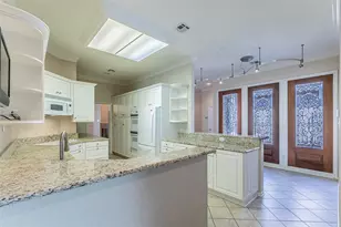79 Sugar Creek Pl, Woodway, TX 76712 - Photo 10