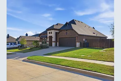 6505 Molly Anita Drive, Burleson, TX 76058 - Photo 2