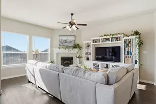 6505 Molly Anita Dr, Burleson, TX 76058 - Photo 4