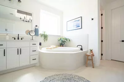 2521 Birchwood Drive, Granbury, TX 76049 - Photo 24