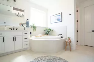 2521 Birchwood Dr, Granbury, TX 76049 - Photo 24