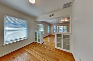 2102 Elmwood Blvd, Dallas, TX 75224 - Photo 8