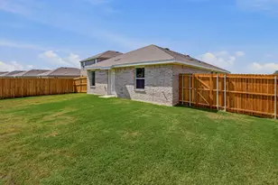 1913 Glory Dr, Bonham, TX 75418 - Photo 6