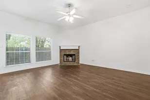 500 Hidden Meadow Ct, DeSoto, TX 75115 - Photo 10