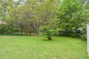 1005 Lawton Dr, Dallas, TX 75217 - Photo 4