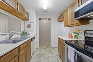 7005 Parkland Ct, Fort Worth, TX 76137 - Photo 10