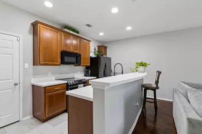 6384 Hill Creek Drive, The Colony, TX 75056 - Photo 8