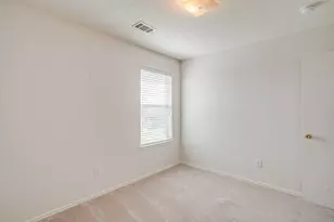 1700 Wolf Creek Dr, Arlington, TX 76018 - Photo 38