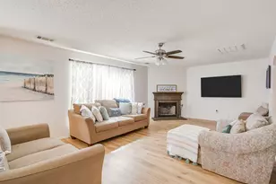 1700 Wolf Creek Dr, Arlington, TX 76018 - Photo 18