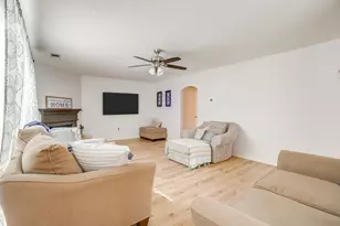 1700 Wolf Creek Dr, Arlington, TX 76018 - Photo 22