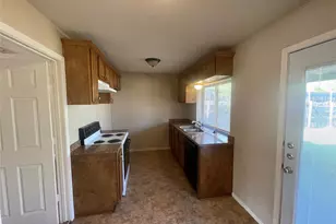 1914 Northlake Dr, Garland, TX 75040 - Photo 4