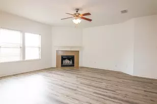 417 Niles Ct, Oak Point, TX 75068 - Photo 10