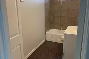 128 Cindy Ln, Burleson, TX 76028 - Photo 6