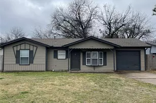 128 Cindy Ln, Burleson, TX 76028 - Photo 1