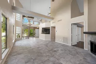 4304 Laguna Dr, Dallas, TX 75287 - Photo 10