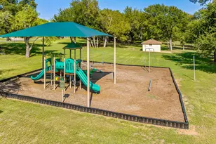 5910 Dog Leg Ct, Granbury, TX 76049 - Photo 38