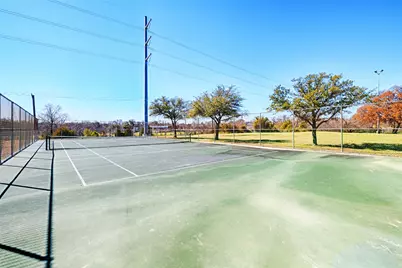 523 Parker Circle, Garland, TX 75040 - Photo 22