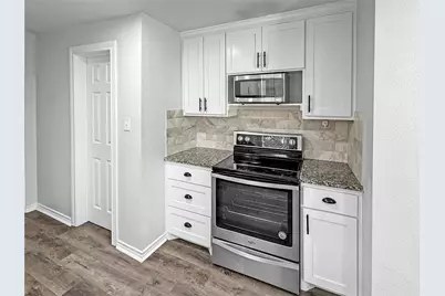 3201 Ryan Avenue, Fort Worth, TX 76110 - Photo 4