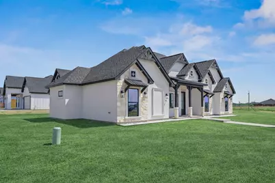 271 Victory Drive, Mabank, TX 75147 - Photo 4