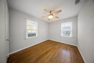 5829 Holloway St, Westworth Village, TX 76114 - Photo 10