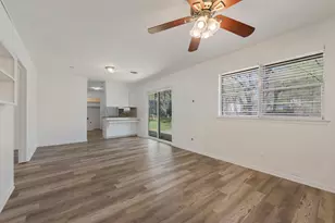 33 Somerset Terrace, Bedford, TX 76022 - Photo 4