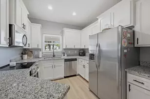 501 Bonham St, Tom Bean, TX 75491 - Photo 12