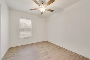 3853 Commonwealth Dr, Garland, TX 75043 - Photo 18