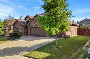 3606 Brighton Dr, Midlothian, TX 76065 - Photo 2