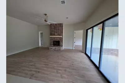 511 Pernell Court, Weatherford, TX 76087 - Photo 2