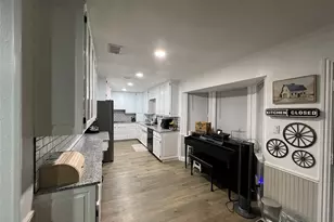 200 33rd St, Mineral Wells, TX 76067 - Photo 12