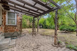 1006 Briarwood Dr, Garland, TX 75041 - Photo 14